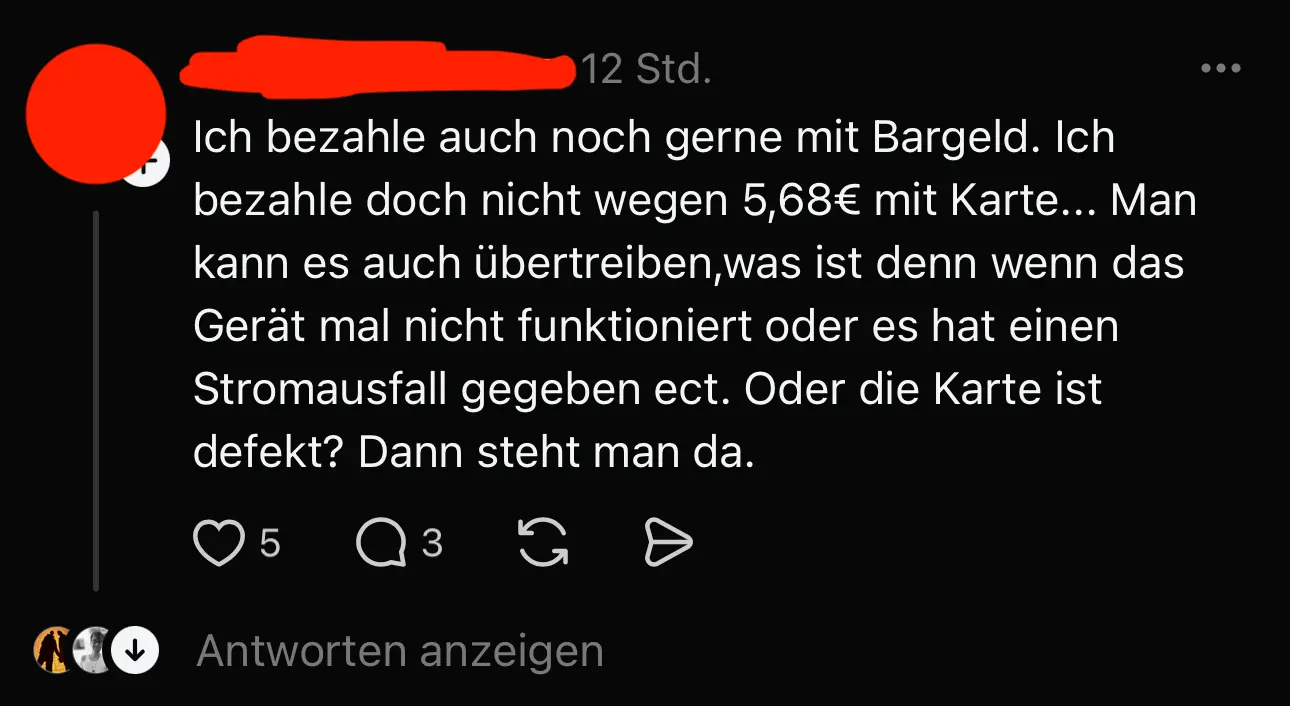 Nutzer macht sich gedanken darüber was passiert wenn ein stromausfall ist mit digitalen lösungen wie Apple Pay