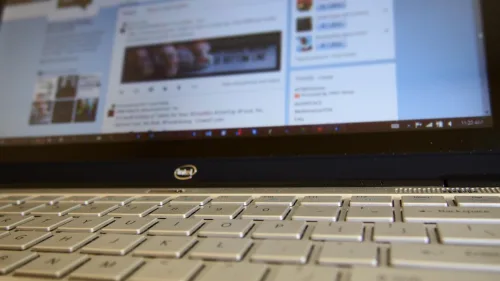 Soziale Medien: Sauberes Netz, schmutzige Hände